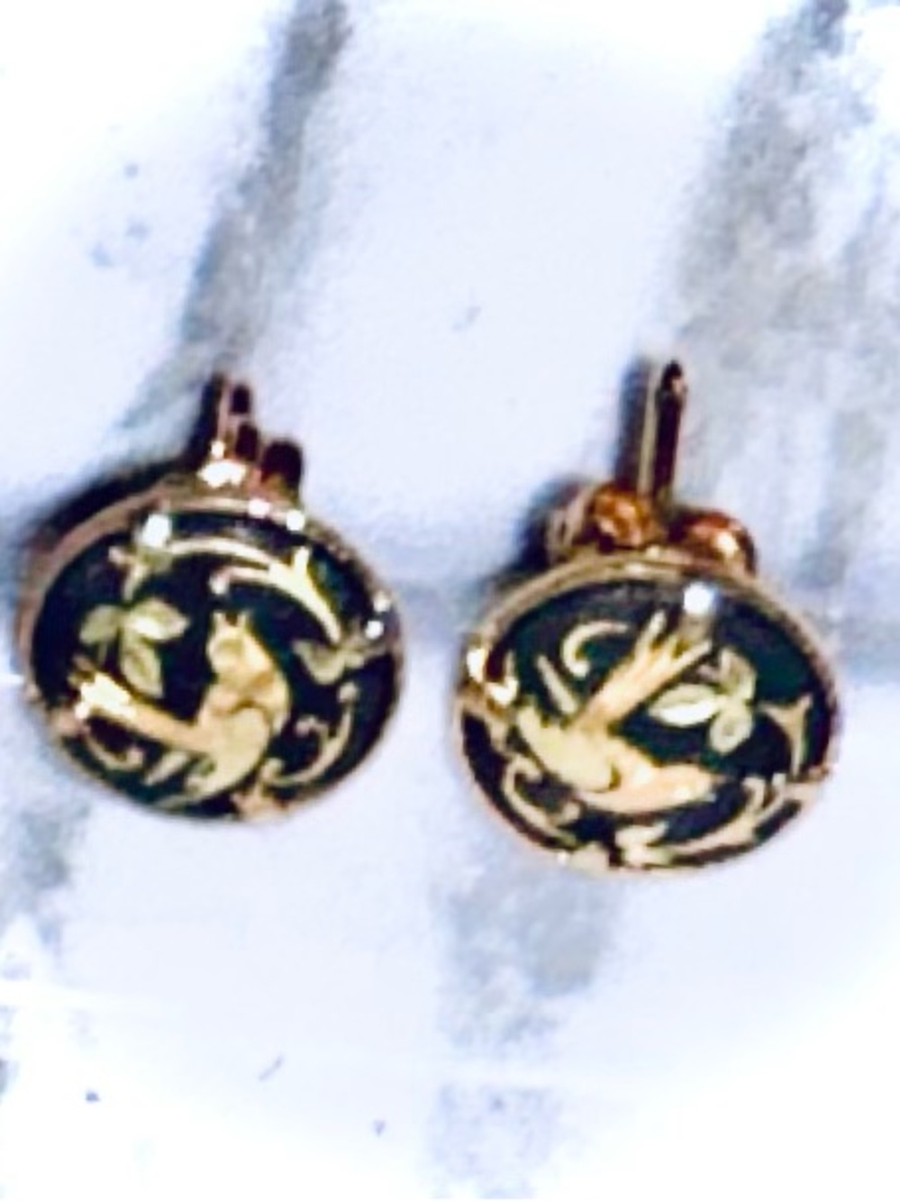 24 Kt Gold NWT Bird Motif Drop Earrings in Black Enamel